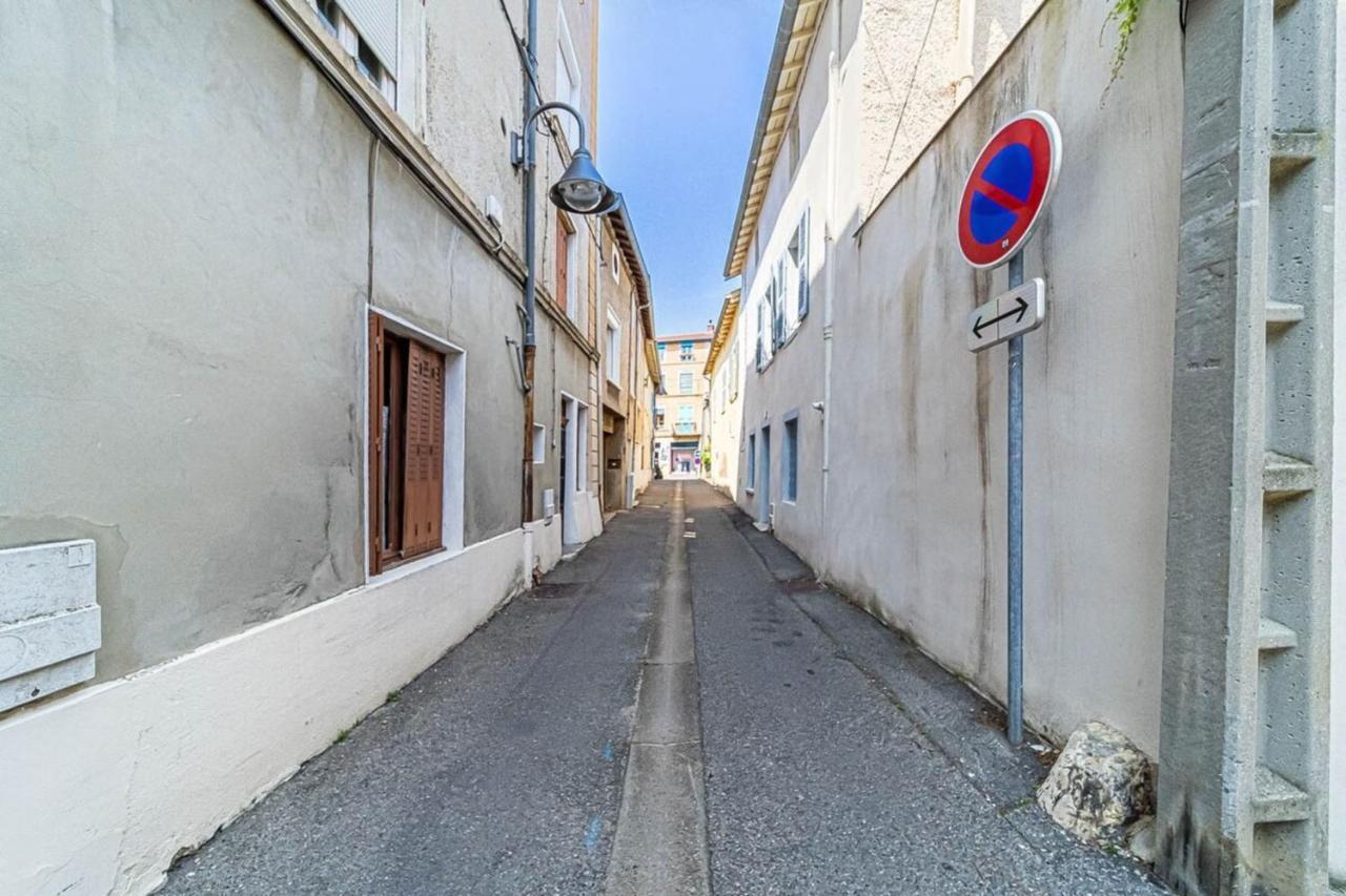 Quiet & Comfortable Studio Near Lyon Sainte-Foy-lès-Lyon מראה חיצוני תמונה
